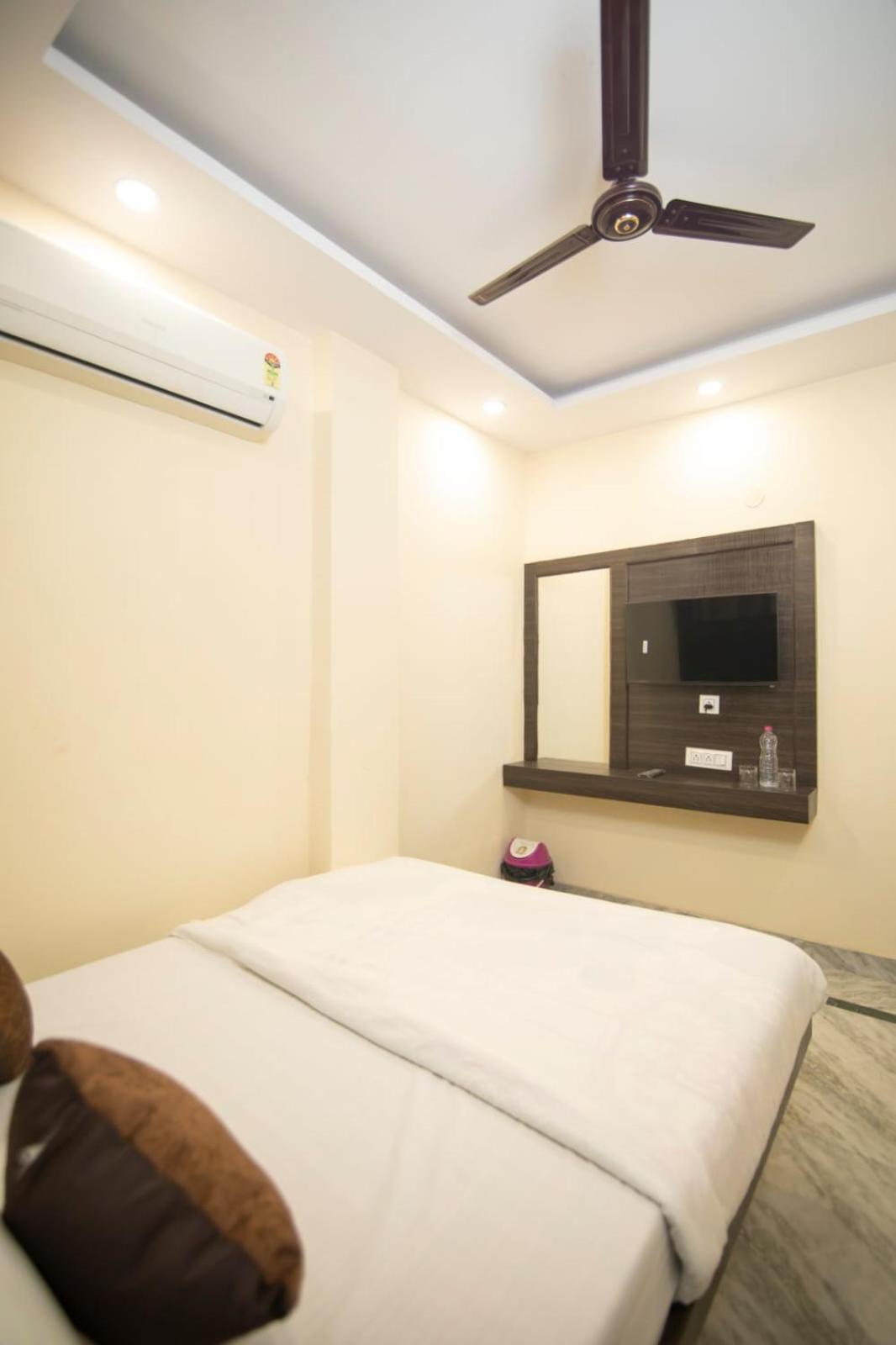 Sona Railway Station Guest house New Delhi